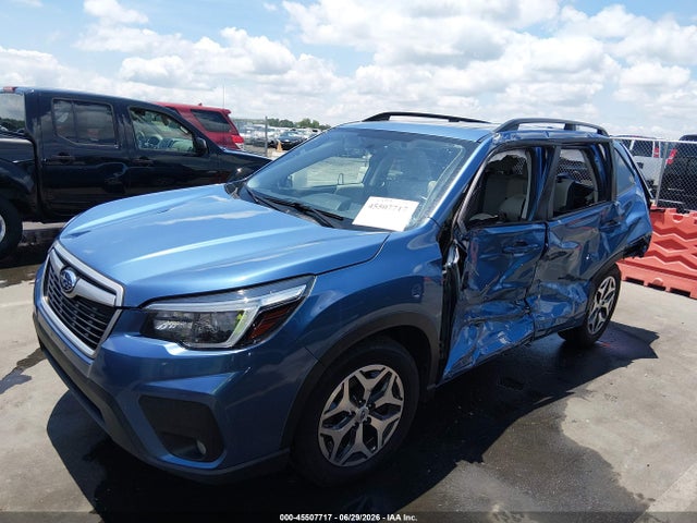 2021 Subaru Forester Premium მანქანა იყიდება აუქციონზე, vin: JF2SKAFC2MH500843, აუქციონის ნომერი: 45507717