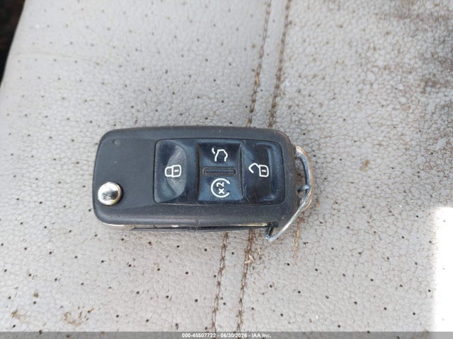 45507722 :رقم المزاد ، 1VWGT7A34HC036367 vin ، 2017 Volkswagen Passat 1.8t Se مزاد بيع