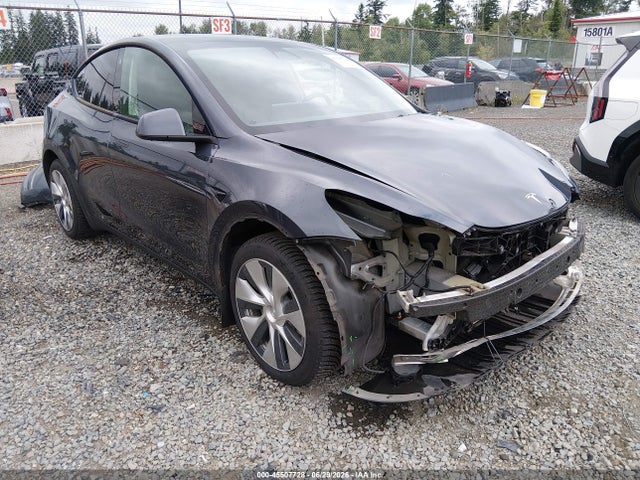 Tesla Model Y Long Range Dual Motor All-wheel Drive 2021 5YJYGDEE6MF275020 zdjęcie główne
