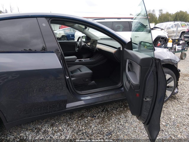 Продаж на аукціоні авто 2021 Tesla Model Y Long Range Dual Motor All-wheel Drive, vin: 5YJYGDEE6MF275020, номер лоту: 45507728