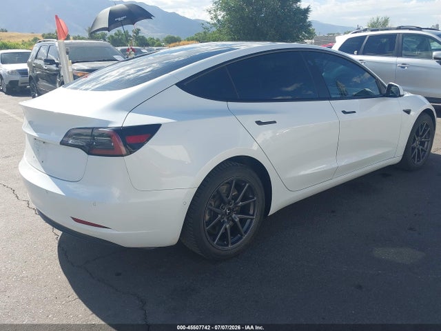 45507742 :رقم المزاد ، 5YJ3E1EB9JF100065 vin ، 2018 Tesla Model 3 Long Range/performance مزاد بيع
