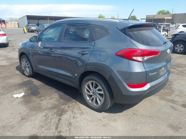 Hyundai TUCSON SE 2016 KM8J3CA46GU109480 Image 3