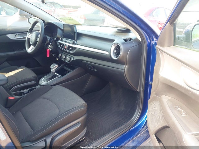2024 Kia Forte Lxs მანქანა იყიდება აუქციონზე, vin: 3KPF24AD9RE835323, აუქციონის ნომერი: 45507791