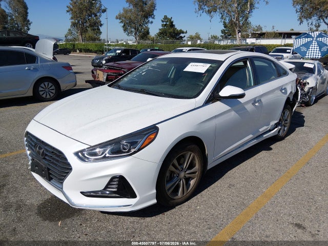 Hyundai Sonata Limited 2018 5NPE34AF4JH648999 Image 2