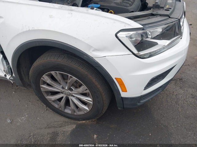 3VV1B7AX3LM055810 Volkswagen Tiguan 2.0t S