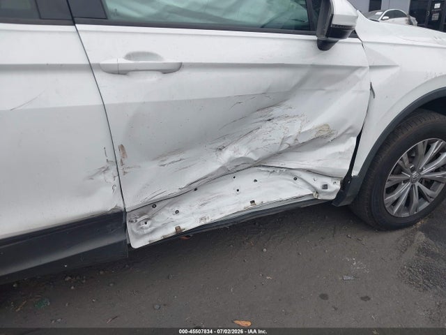 3VV1B7AX3LM055810 Volkswagen Tiguan 2.0t S