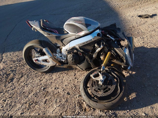 Aprilia Rsv4 1100 2021 ZD4KYUA06MS000137 главное изображение