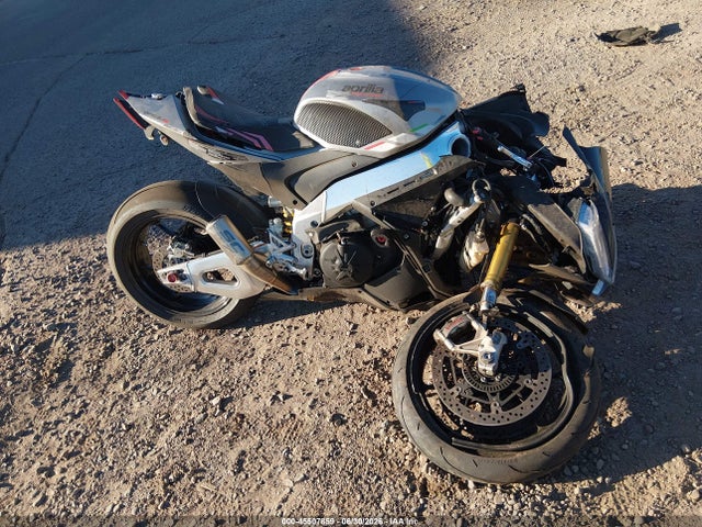 Aprilia Rsv4 1100 2021 ZD4KYUA06MS000137 Image 16