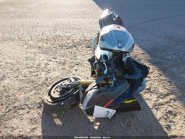 Aprilia Rsv4 1100 2021 ZD4KYUA06MS000137 Image 5