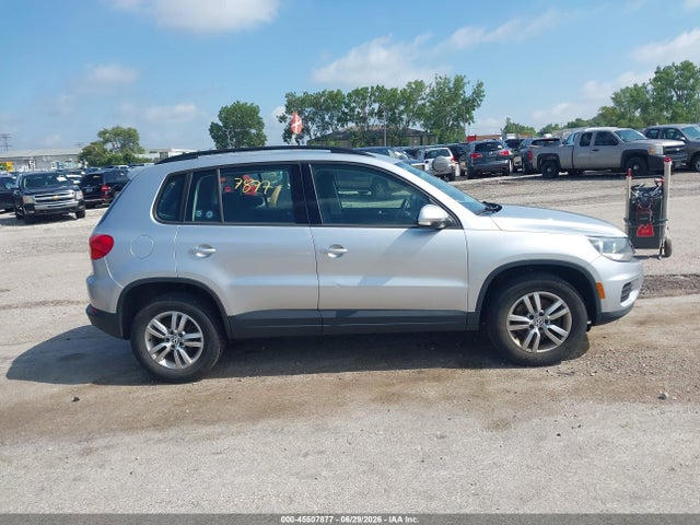 2015 Volkswagen Tiguan S მანქანა იყიდება აუქციონზე, vin: WVGAV7AX3FW566648, აუქციონის ნომერი: 45507877