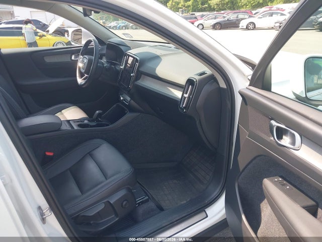 Продажа на аукционе авто 2025 Volvo Xc40 B5 Core Bright Theme, vin: YV4L12UJ0S2495863, номер лота: 45507887