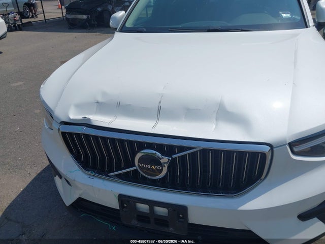 Продажа на аукционе авто 2025 Volvo Xc40 B5 Core Bright Theme, vin: YV4L12UJ0S2495863, номер лота: 45507887