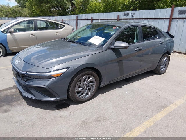 Hyundai ELANTRA SEL 2024 KMHLM4DG1RU654152 Image 2