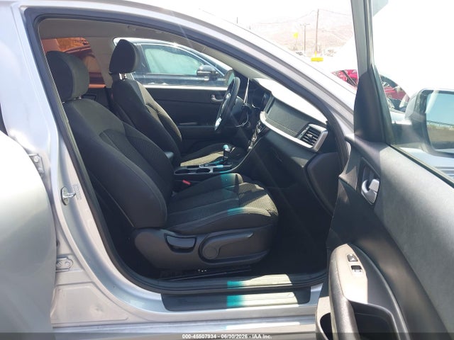 KIA Optima Lx 2019 5XXGT4L33KG346886 Image 5