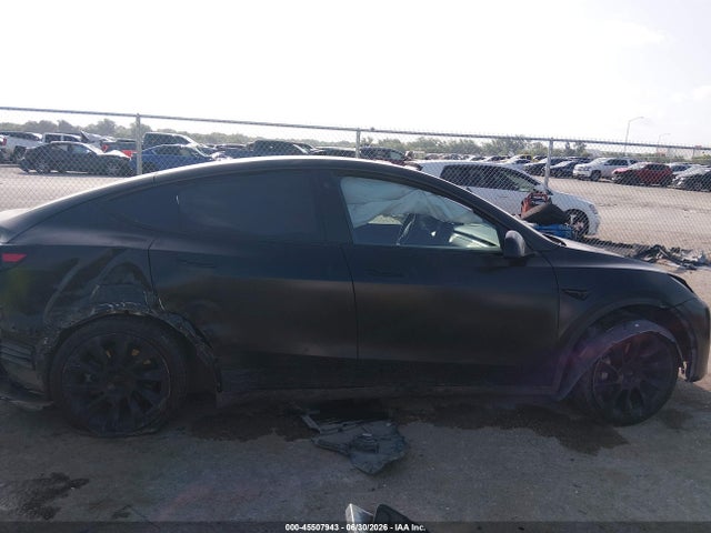 7SAYGDEE9NA006057 Tesla Model Y Long Range Dual Motor All-wheel Drive