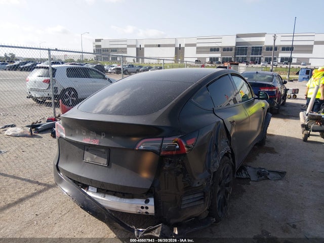 7SAYGDEE9NA006057 Tesla Model Y Long Range Dual Motor All-wheel Drive