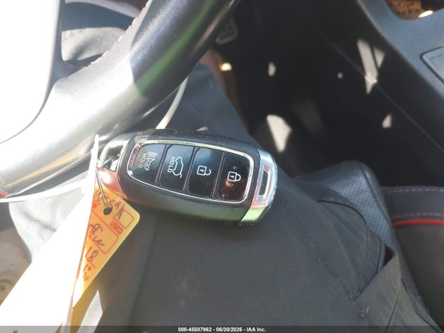 2018 Hyundai Elantra Gt Sport მანქანა იყიდება აუქციონზე, vin: KMHH55LC5JU038305, აუქციონის ნომერი: 45507962