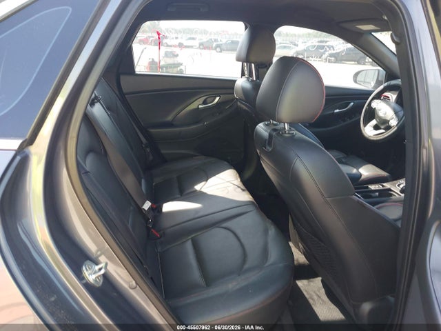 2018 Hyundai Elantra Gt Sport მანქანა იყიდება აუქციონზე, vin: KMHH55LC5JU038305, აუქციონის ნომერი: 45507962