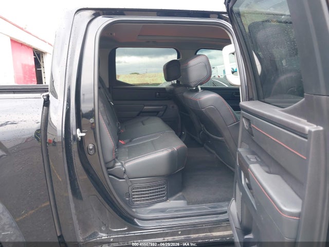 Продажа на аукционе авто 2023 Toyota Tundra Hybrid Trd Pro, vin: 5TFPC5DBXPX032521, номер лота: 45507992