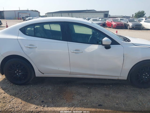 45508028 :رقم المزاد ، 3MZBN1U76HM107082 vin ، 2017 Mazda Mazda3 Sport مزاد بيع
