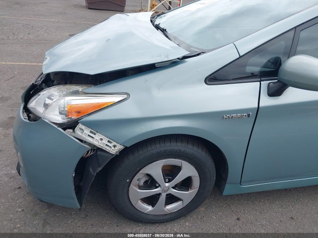 Toyota Prius Two 2015 JTDKN3DU7F1955387 Image 19