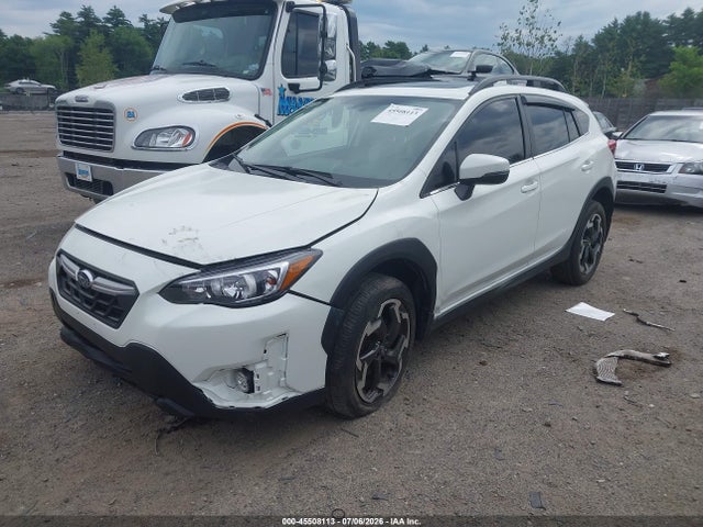 Subaru Crosstrek Limited 2023 JF2GTHMC7PH309812 Image 2