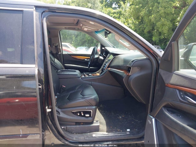 Продаж на аукціоні авто 2015 Cadillac Escalade Esv Luxury, vin: 1GYS4SKJ7FR548879, номер лоту: 45508149
