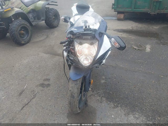 Suzuki GSX-R600 2023 JS1GN7FA8P7100318 Image 5