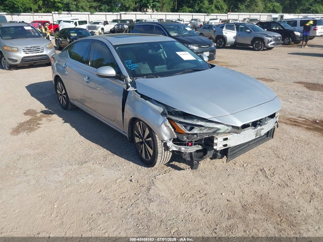 Auction sale of the 2020 Nissan Altima Sl Fwd, vin: 1N4BL4EV2LC120340, lot number: 45508183