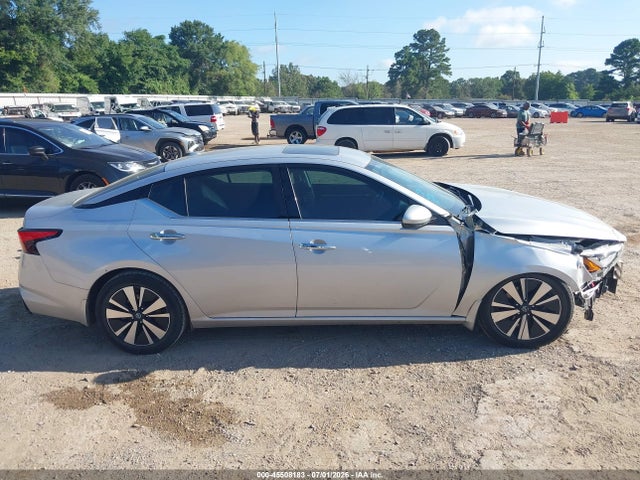 Auction sale of the 2020 Nissan Altima Sl Fwd, vin: 1N4BL4EV2LC120340, lot number: 45508183
