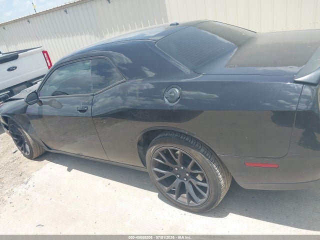 2C3CDZAG7KH587169 Dodge Challenger Sxt