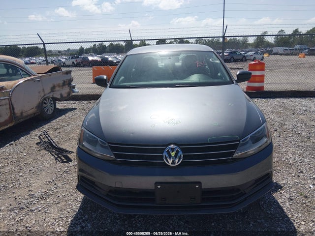 2015 Volkswagen Jetta 2.0l S მანქანა იყიდება აუქციონზე, vin: 3VW2K7AJ4FM268927, აუქციონის ნომერი: 45508209