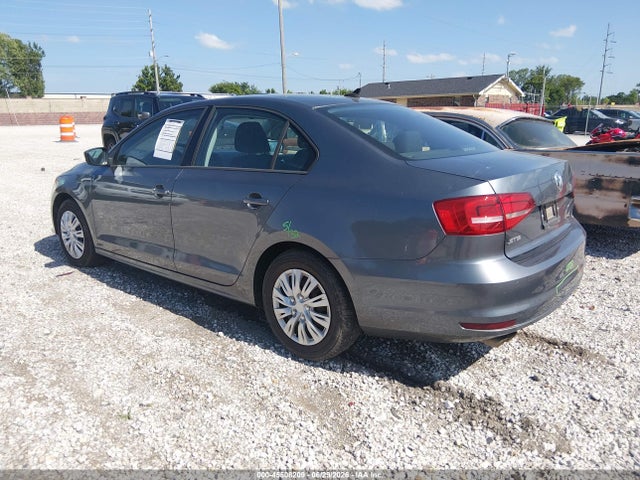 2015 Volkswagen Jetta 2.0l S მანქანა იყიდება აუქციონზე, vin: 3VW2K7AJ4FM268927, აუქციონის ნომერი: 45508209