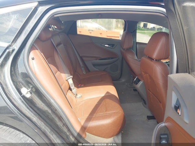 1G1ZH5SXXGF266424 Chevrolet Malibu Premier