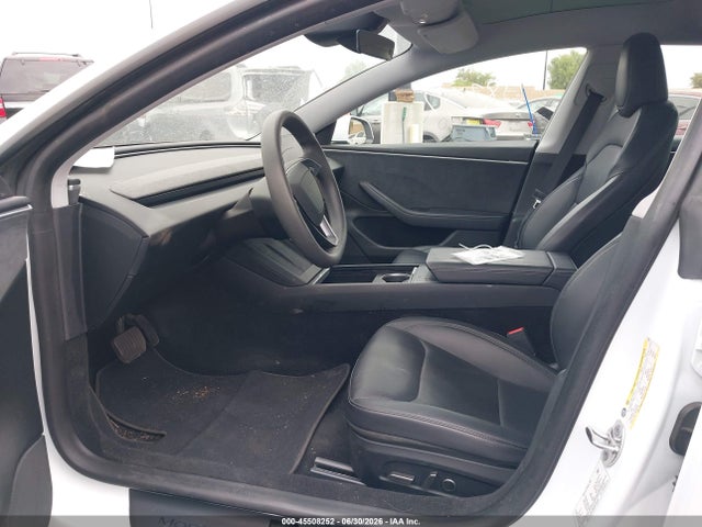 Tesla Model 3 Long Range Dual Motor All-wheel Drive 2024 5YJ3E1EB2RF735494 Image 5