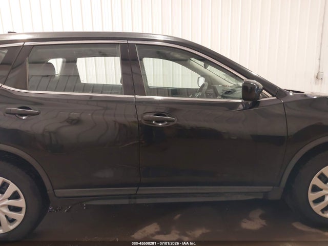 Продажа на аукционе авто 2017 Nissan Rogue S, vin: KNMAT2MT0HP552127, номер лота: 45508281