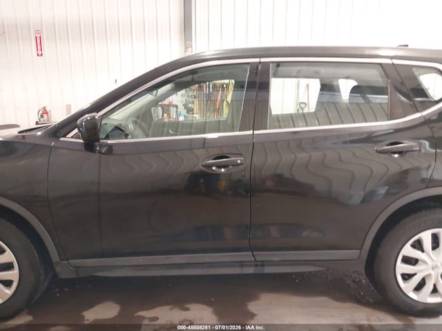 Продажа на аукционе авто 2017 Nissan Rogue S, vin: KNMAT2MT0HP552127, номер лота: 45508281