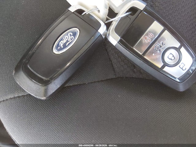 3FA6P0LU9KR211162 Ford Fusion Hybrid Se