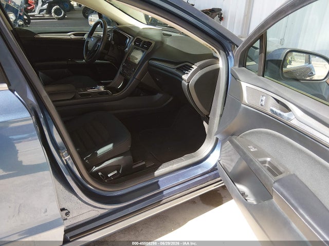 3FA6P0LU9KR211162 Ford Fusion Hybrid Se
