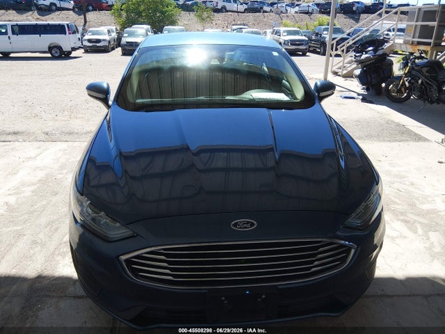 3FA6P0LU9KR211162 Ford Fusion Hybrid Se