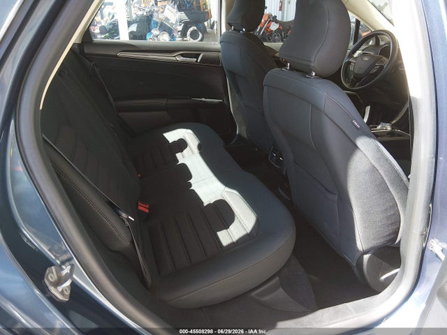 3FA6P0LU9KR211162 Ford Fusion Hybrid Se