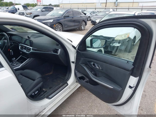 2020 Bmw 330i Xdrive მანქანა იყიდება აუქციონზე, vin: 3MW5R7J00L8B03669, აუქციონის ნომერი: 45508359