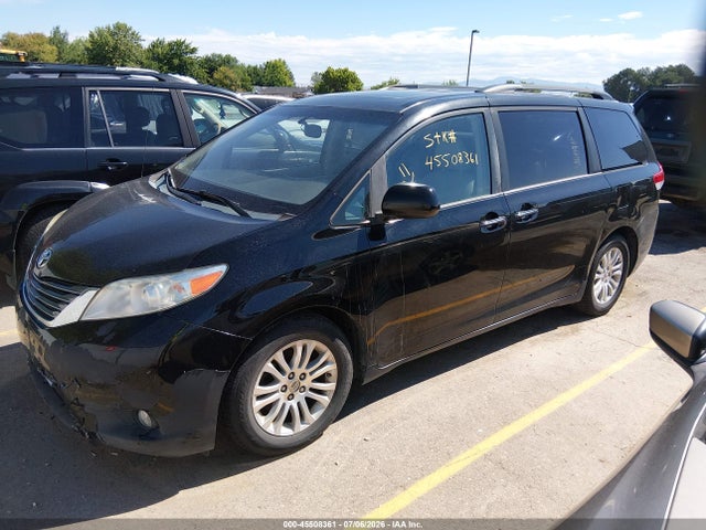 5TDYK3DCXES473959 Toyota Sienna Xle V6 8 Passenger