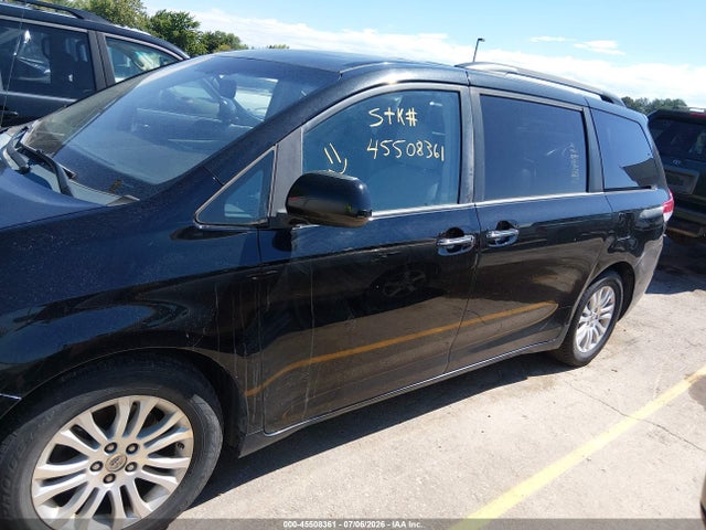 5TDYK3DCXES473959 Toyota Sienna Xle V6 8 Passenger