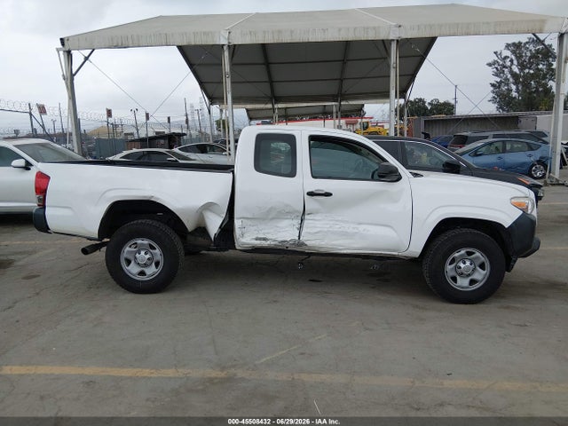 5TFRX5GN8HX100027 Toyota Tacoma Sr