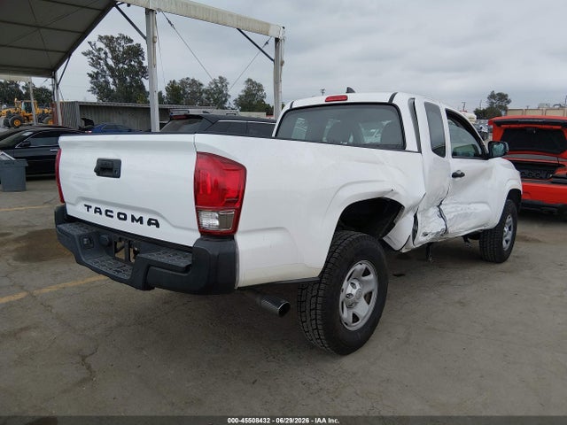 5TFRX5GN8HX100027 Toyota Tacoma Sr
