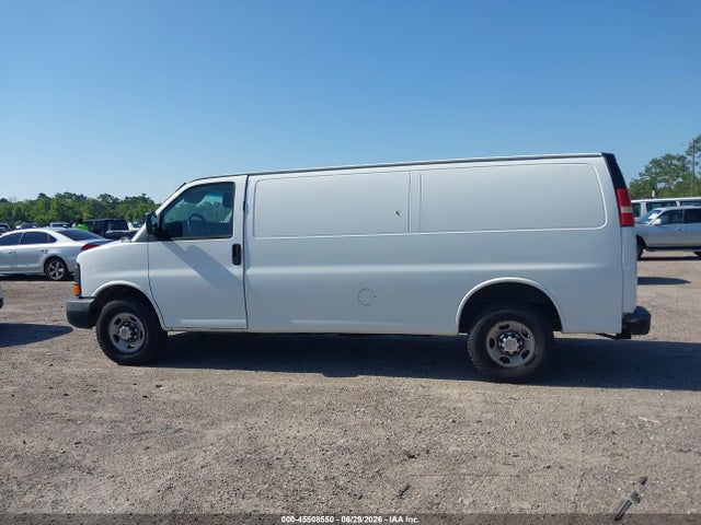 Aukcja sprzedaży 2015 Chevrolet Express 2500 Work Van, vin: 1GCWGGCFXF1100835, numer aukcji: 45508550