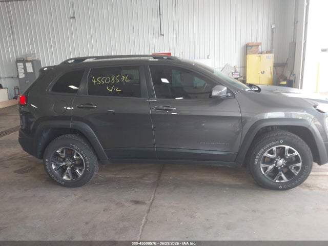 2015 Jeep Cherokee Trailhawk მანქანა იყიდება აუქციონზე, vin: 1C4PJMBS6FW696791, აუქციონის ნომერი: 45508576