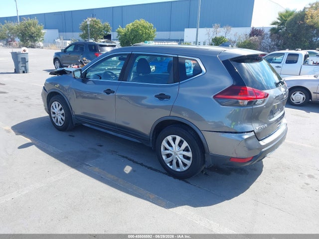 Nissan ROGUE S 2018 JN8AT2MT9JW459591 Image 3