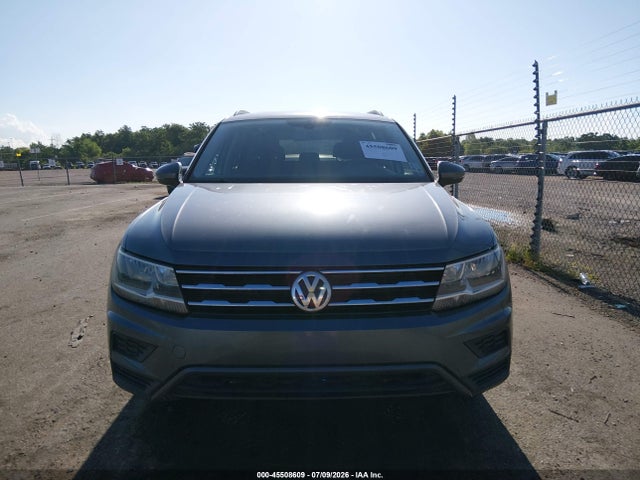 3VV3B7AX7LM129612 Volkswagen Tiguan 2.0t Se/2.0t Se R-line Black/2.0t Sel